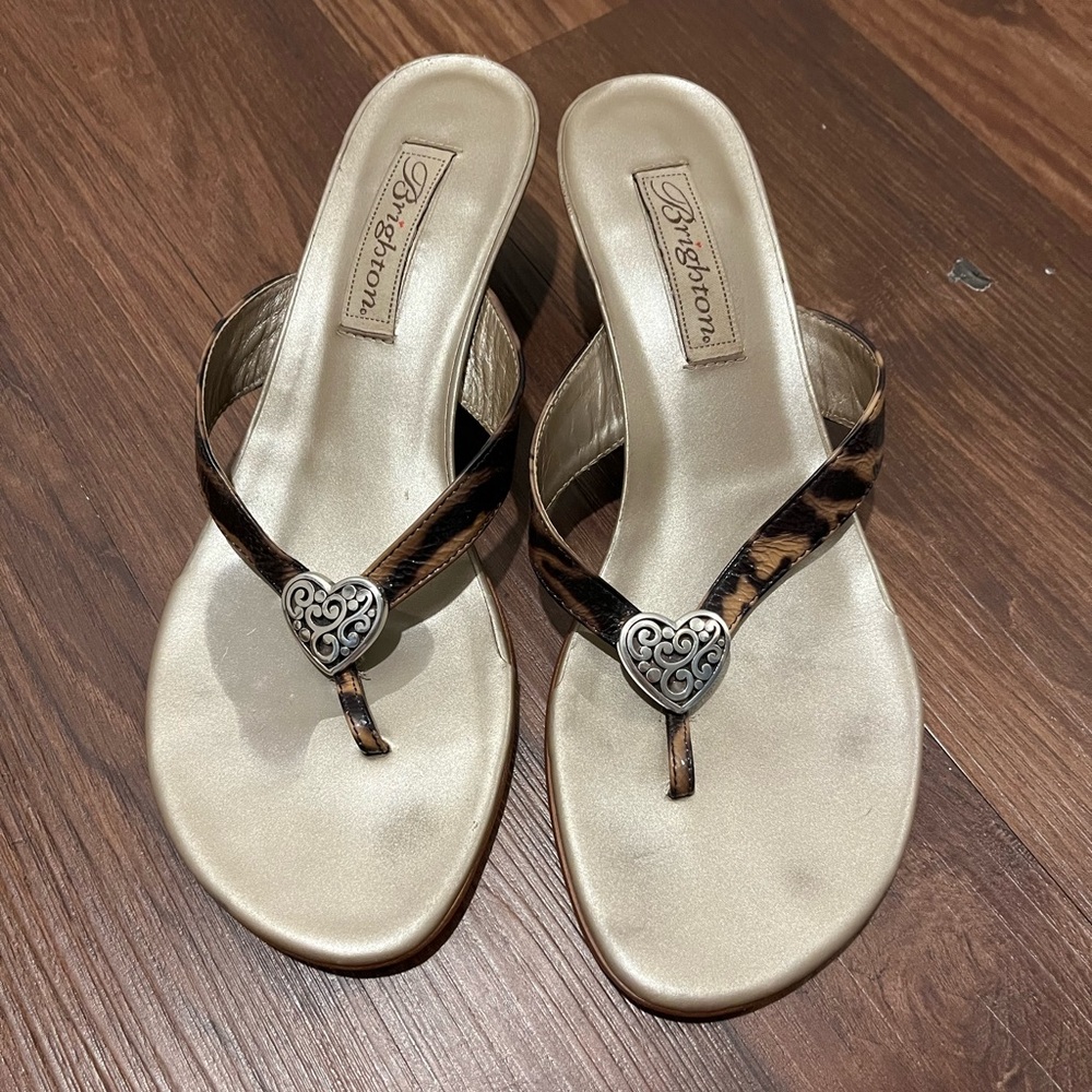 Brighton Women’s Kitty Thong Sandals Size 8M
